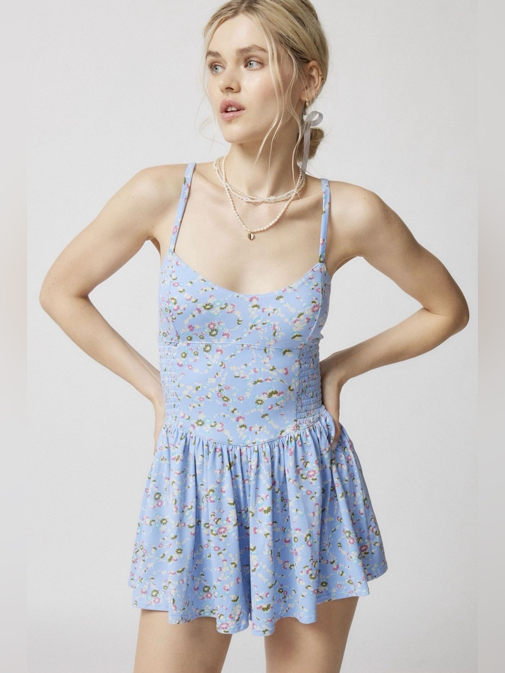 Like New Urban Outfitters UO Raleigh Floral Romper